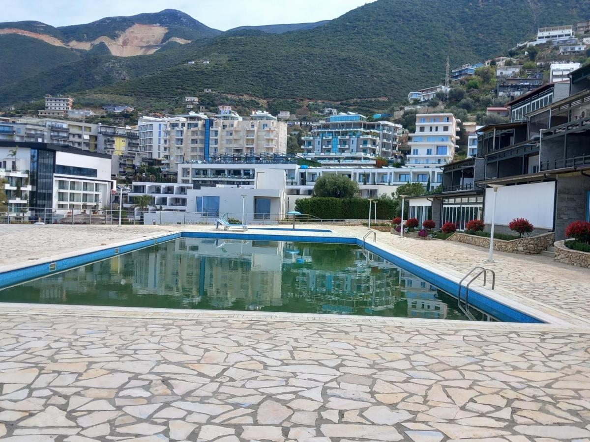 Home Aquamarine & Residence Vlore Exterior photo